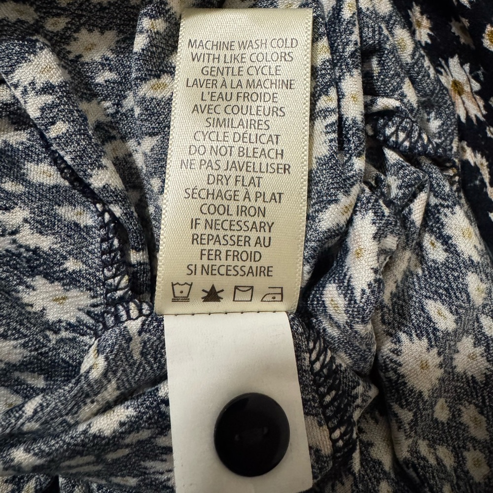 Max Studio Floral Navy Dress - Picture 5 of 5